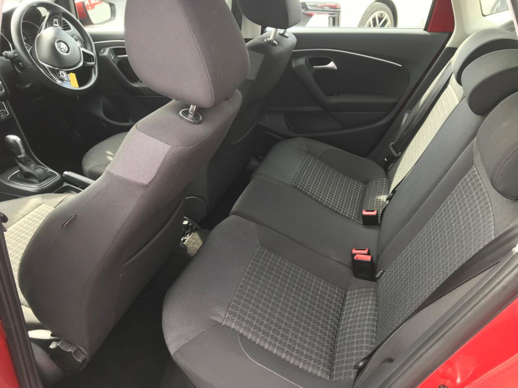 2014 Volkswagen Polo