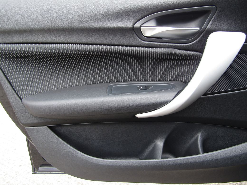 2012 BMW 1 Series