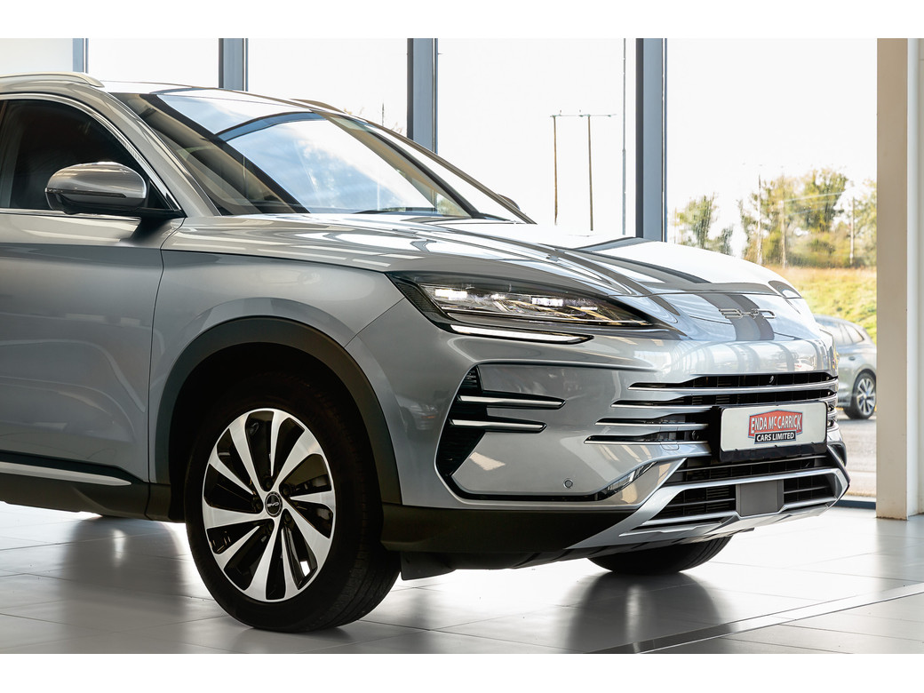2025 BYD Seal U