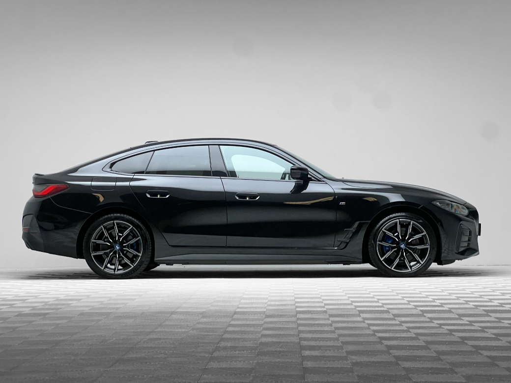 2022 BMW i4
