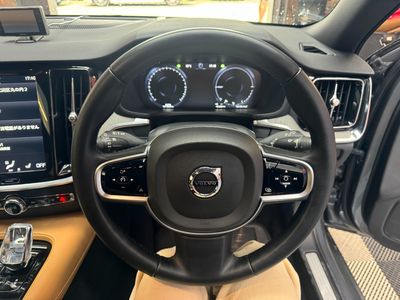 2020 Volvo V60