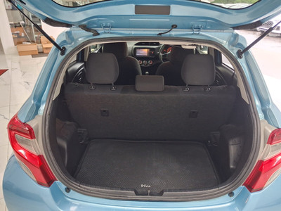 2016 Toyota Vitz