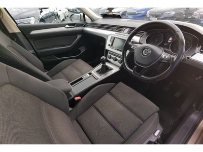 2016 Volkswagen Passat