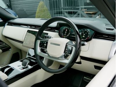2025 Land Rover Range Rover