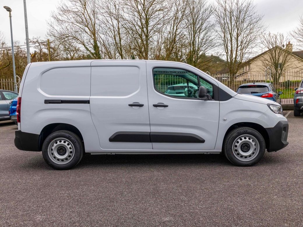 2026 Peugeot Partner