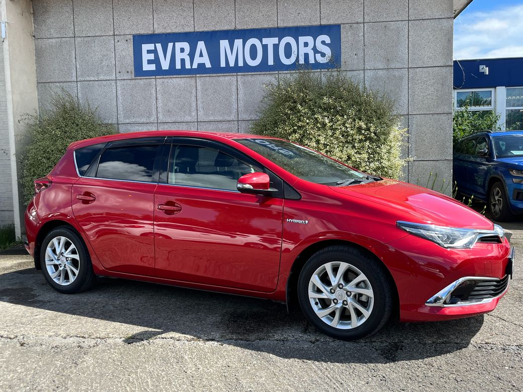 2016 Toyota Auris