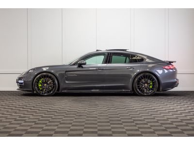 2018 Porsche Panamera