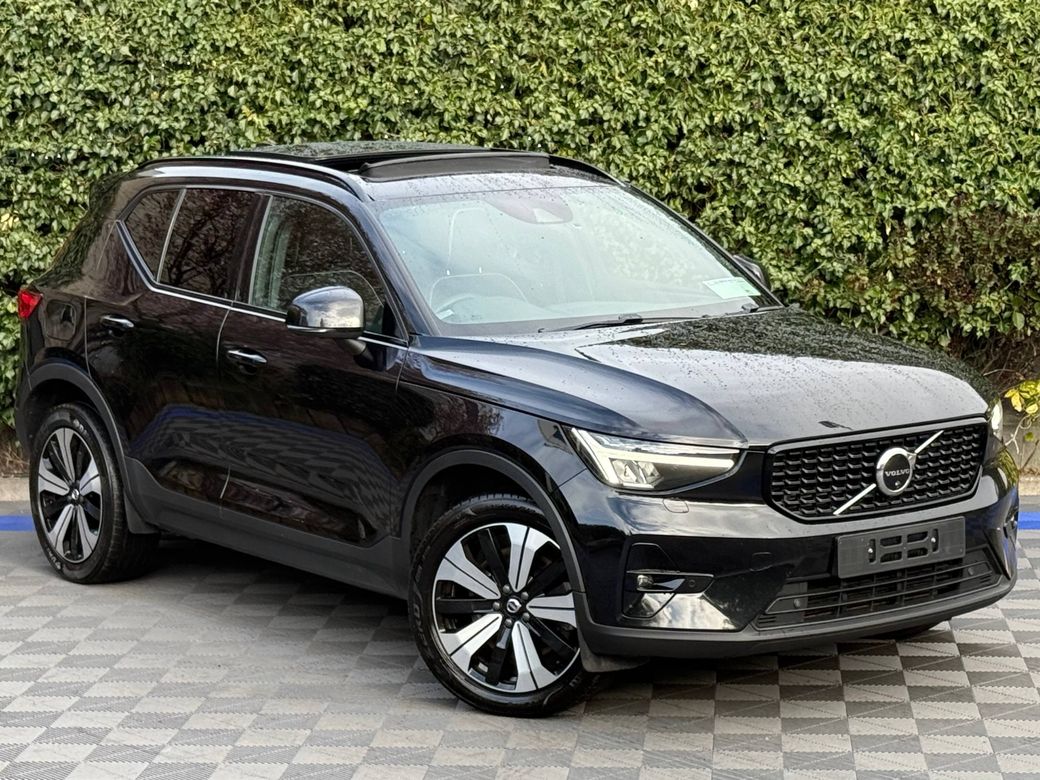 2022 Volvo XC40