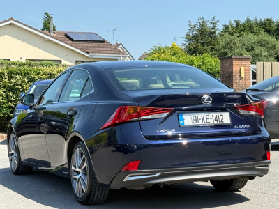2019 Lexus IS