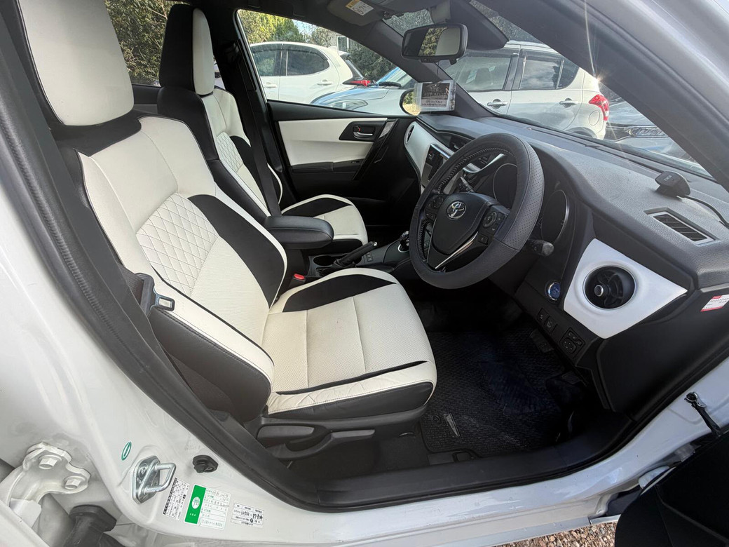 2016 Toyota Auris