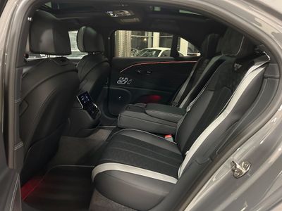 2025 Bentley Flying Spur