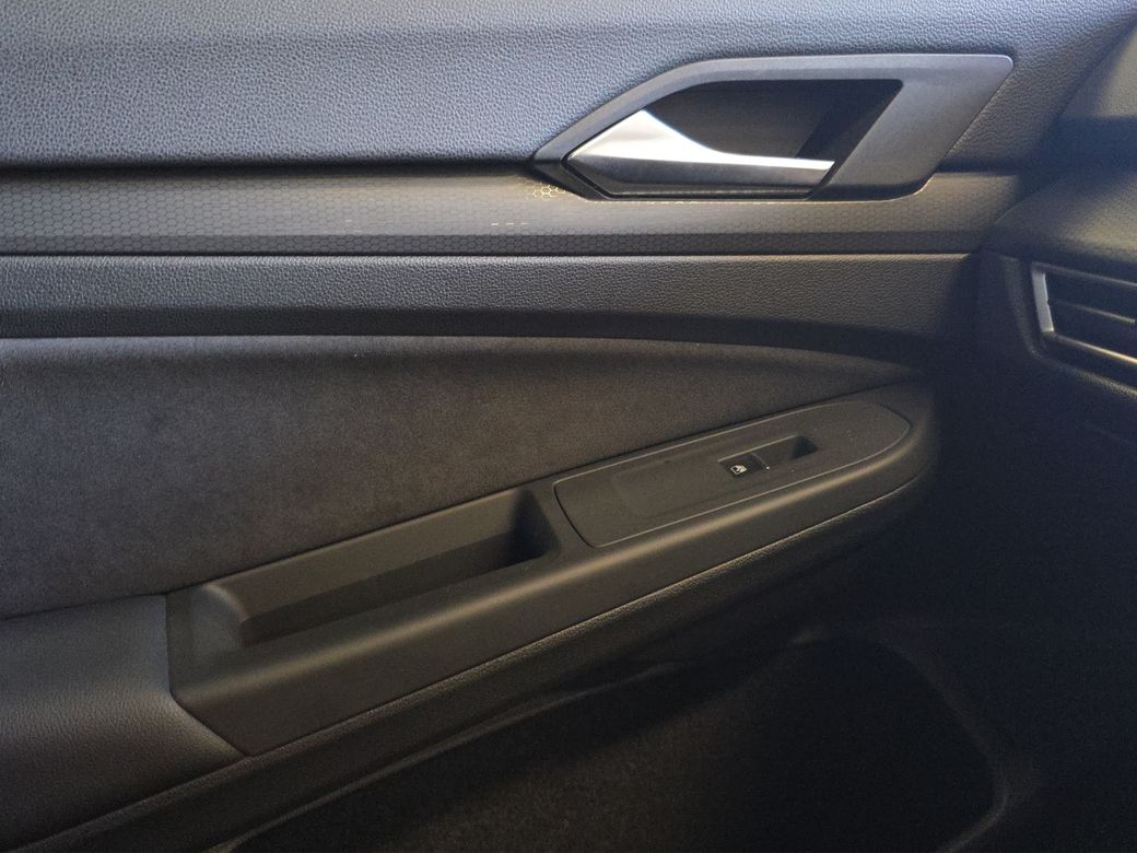 2023 Volkswagen Golf