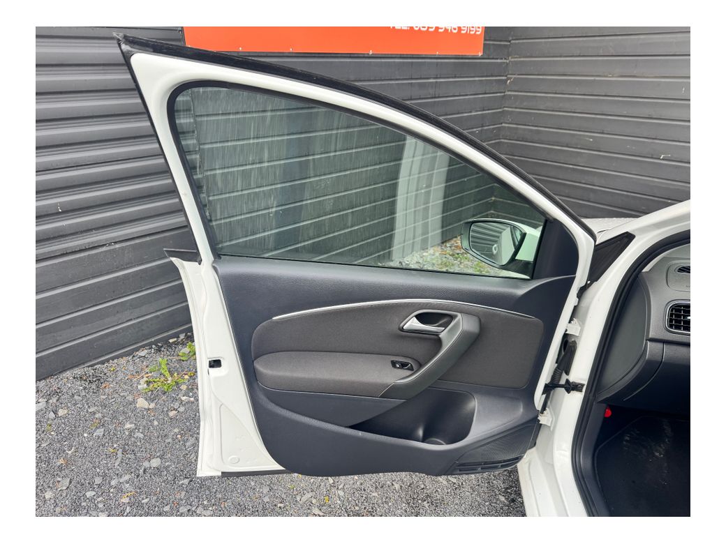 2015 Volkswagen Polo