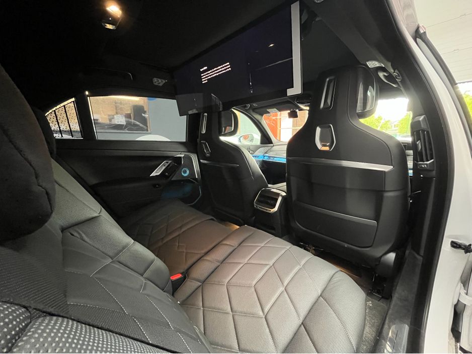 2024 BMW i7