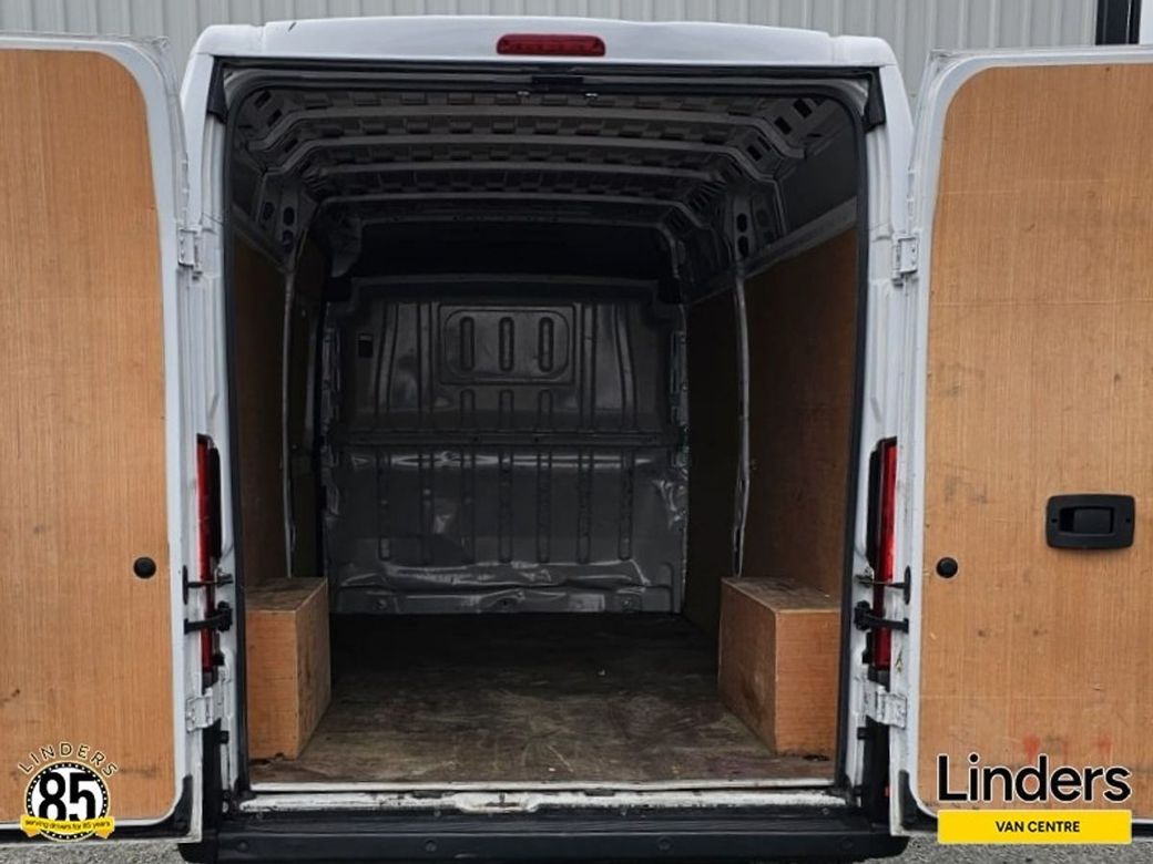2024 Opel Movano