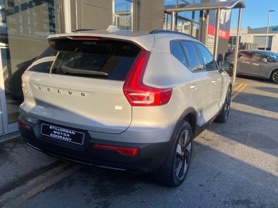 2023 Volvo XC40