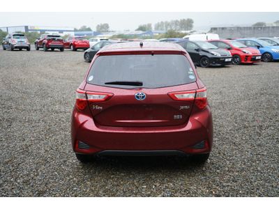 2017 Toyota Vitz