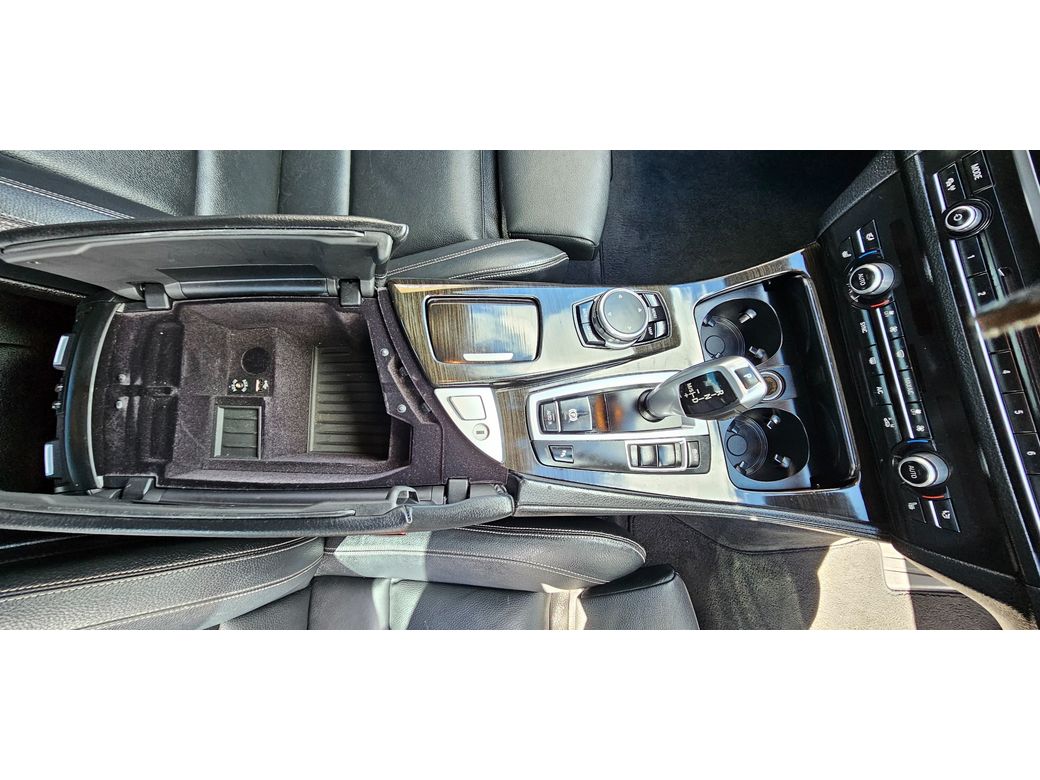 2015 BMW 523