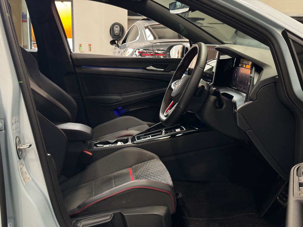 2025 Volkswagen Golf