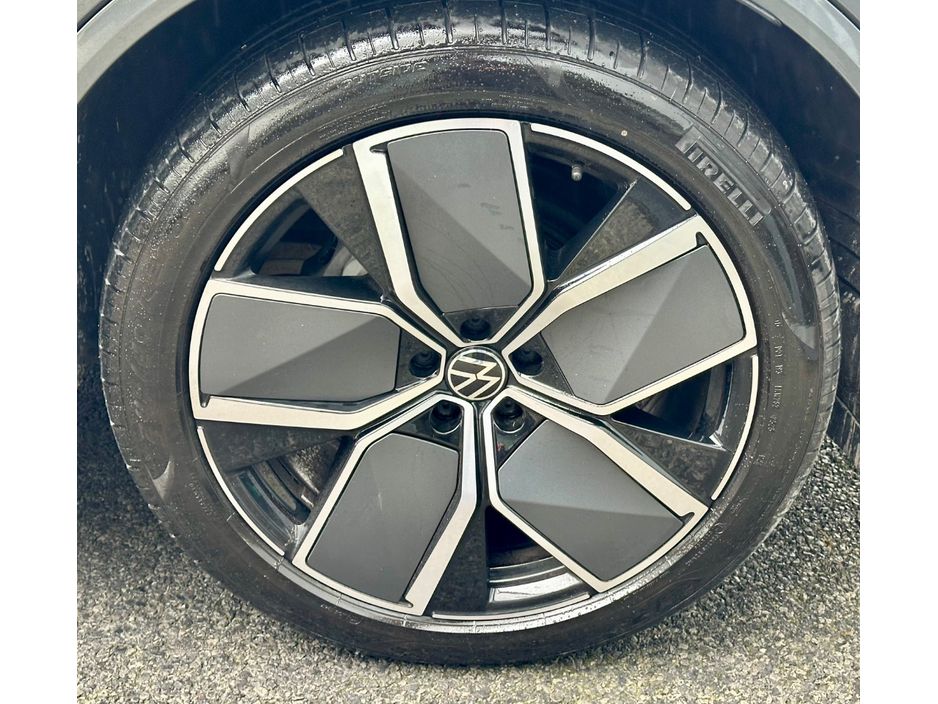 2025 Volkswagen Touareg