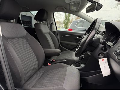 2017 Volkswagen Polo