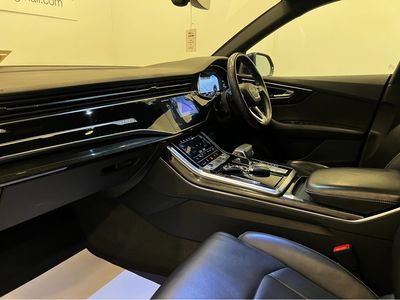 2018 Audi Q8