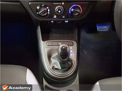 2025 Hyundai i10
