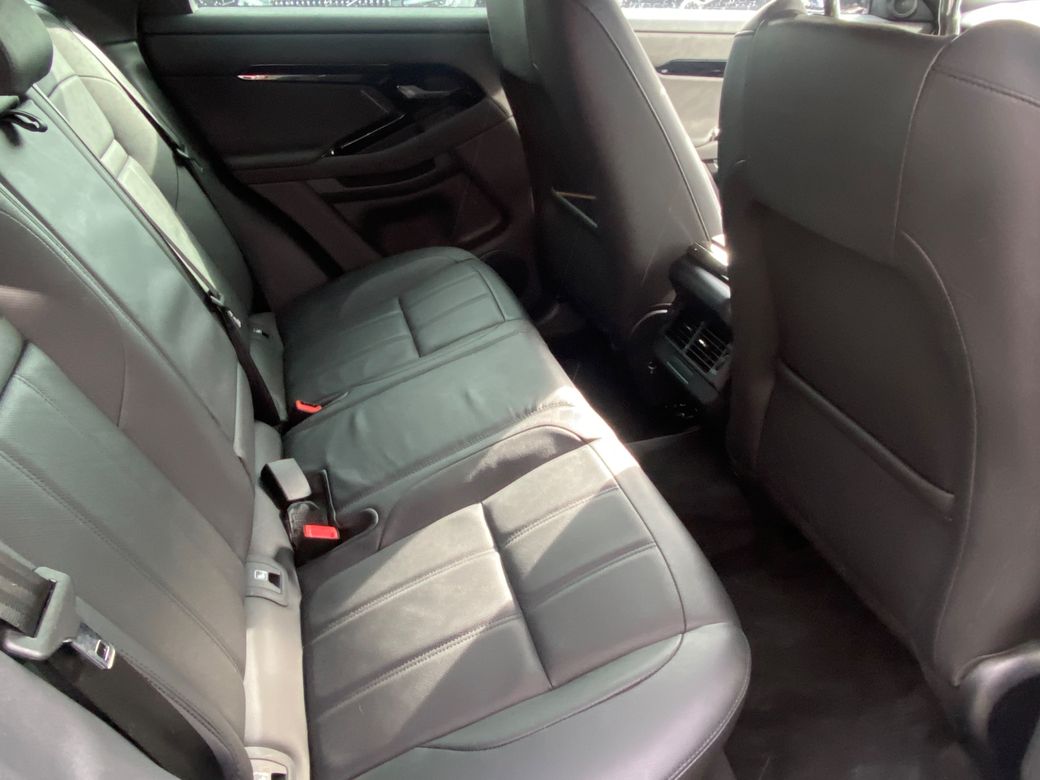 2025 Land Rover Range Rover Evoque