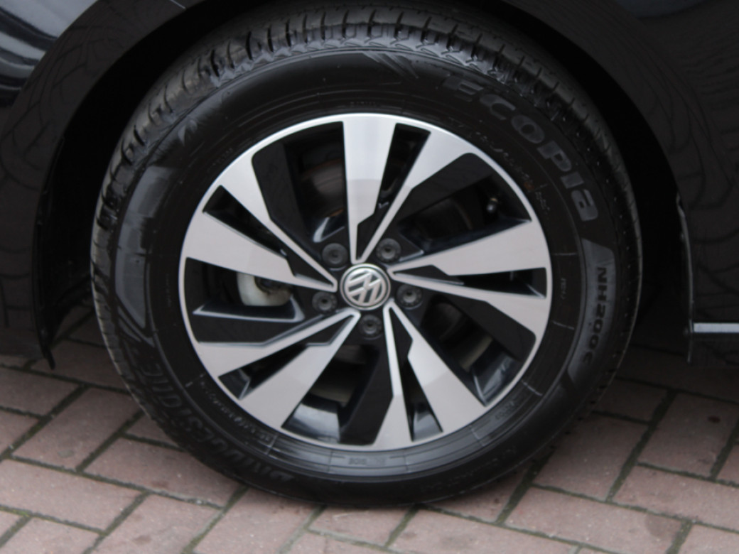 2019 Volkswagen Polo