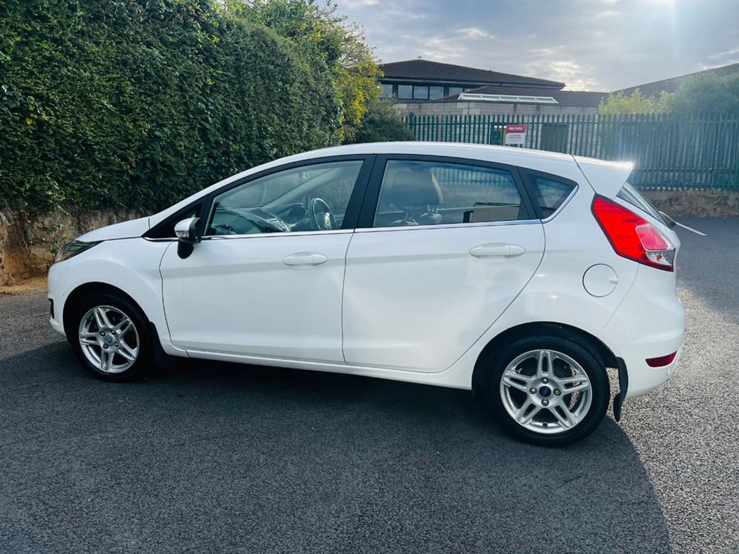 2015 Ford Fiesta