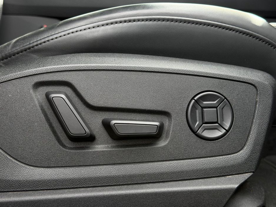 2024 Audi Q8 e-tron