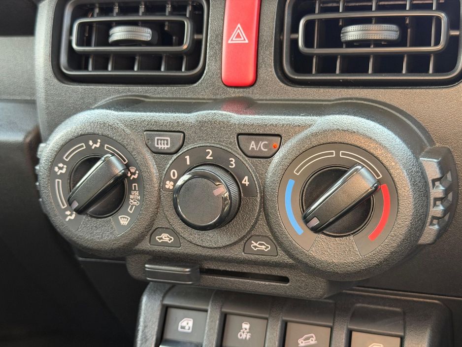 2022 Suzuki Jimny