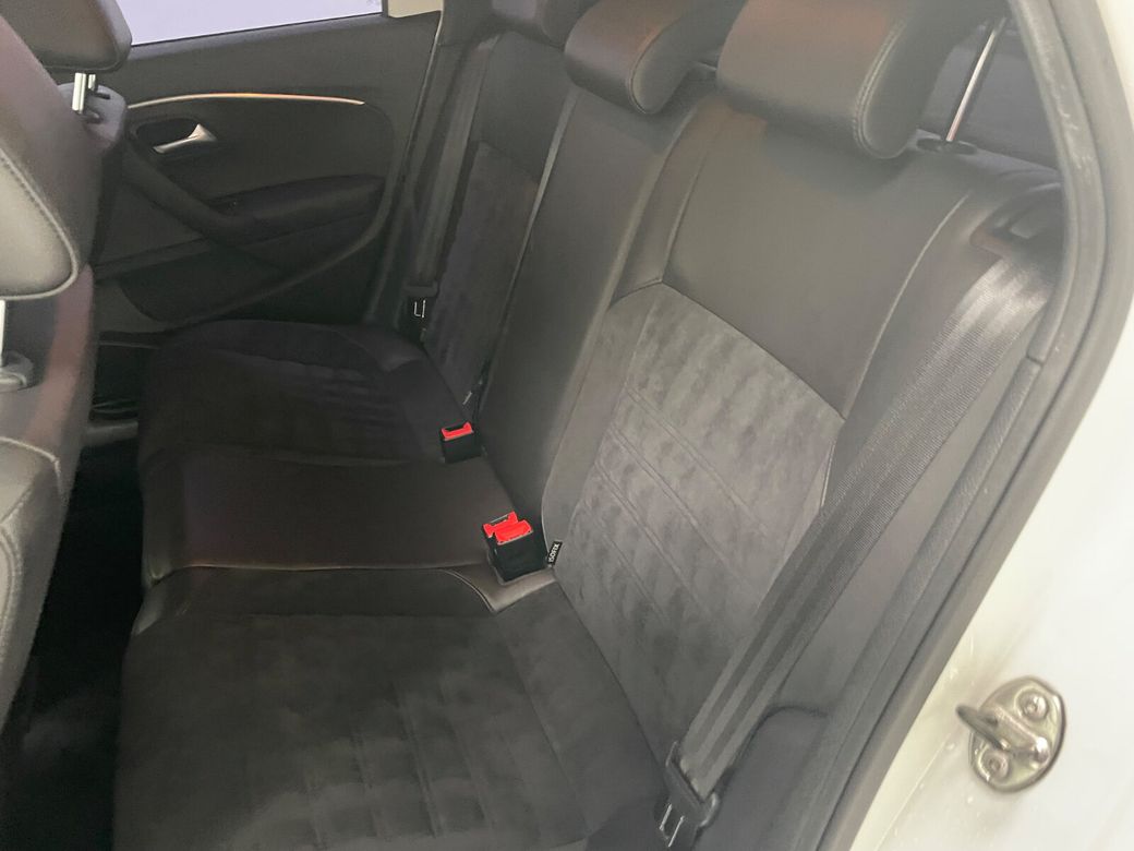 2016 Volkswagen Polo