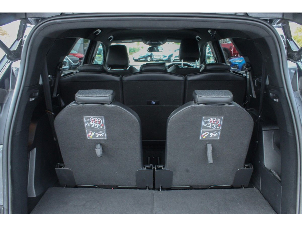2024 Peugeot 5008