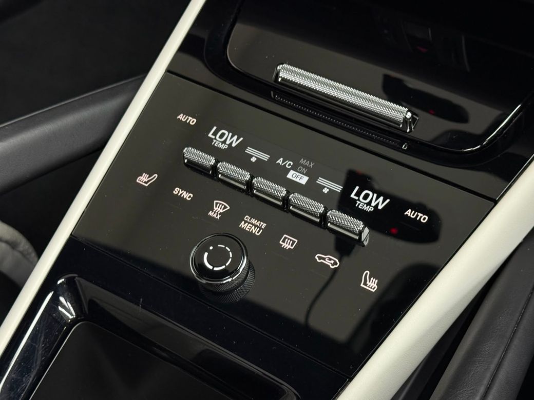 2024 Porsche Cayenne
