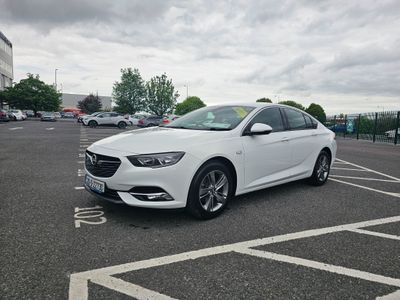 2020 Opel Insignia