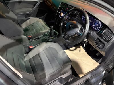 2017 Volkswagen Golf