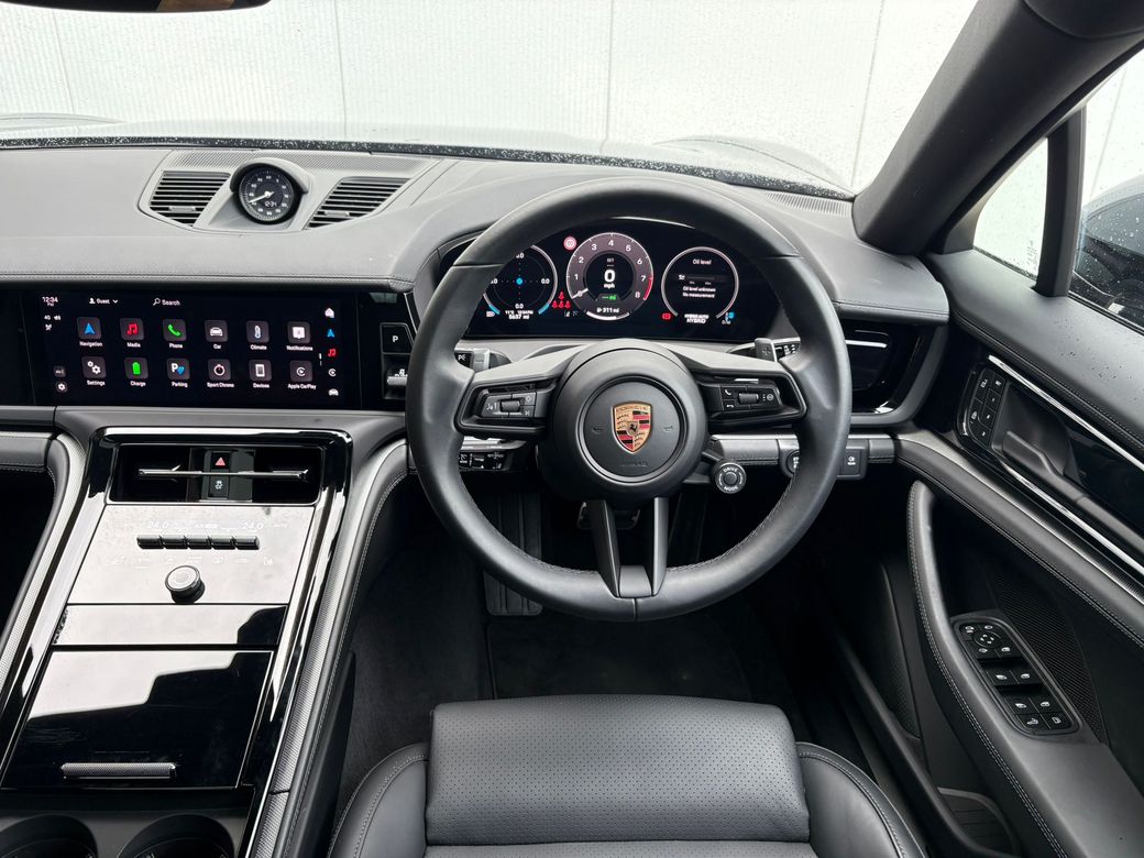2025 Porsche Panamera