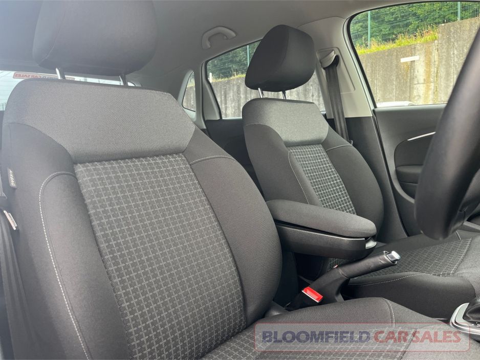 2017 Volkswagen Polo