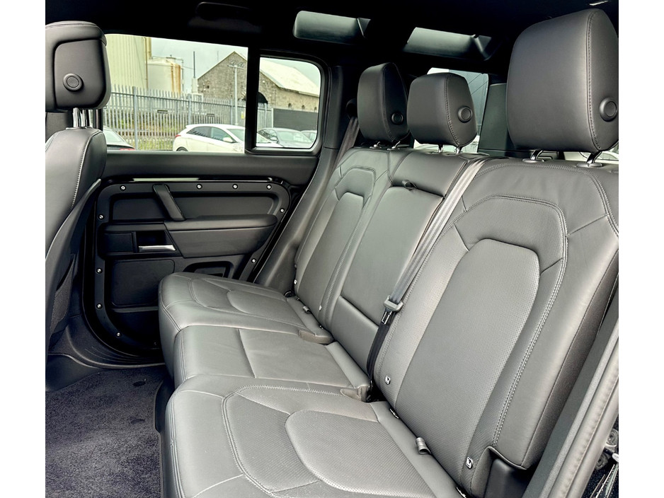 2025 Land Rover Defender