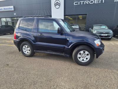 2005 Mitsubishi Pajero