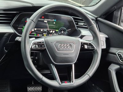 2022 Audi e-tron