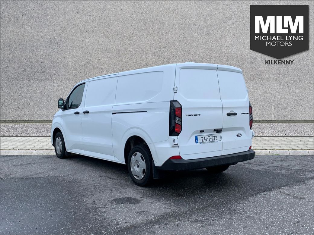 2024 Ford Transit Custom