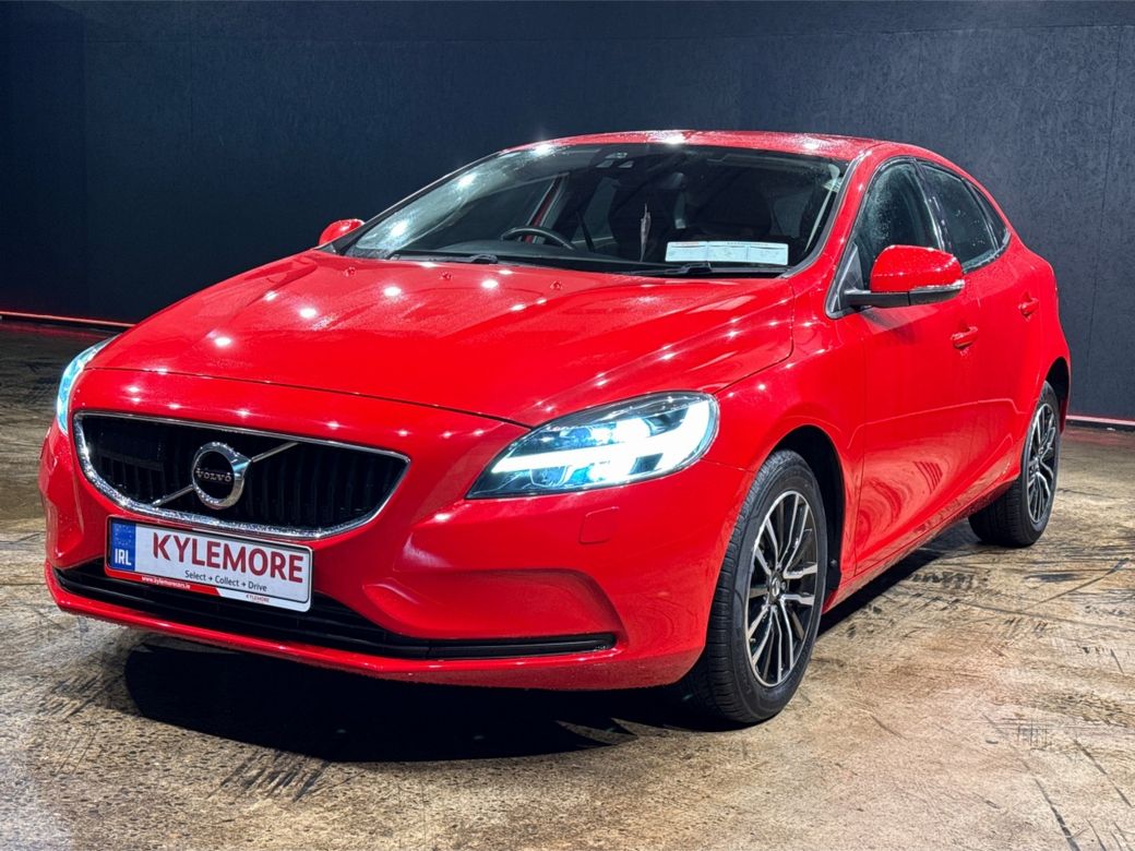 2018 Volvo V40