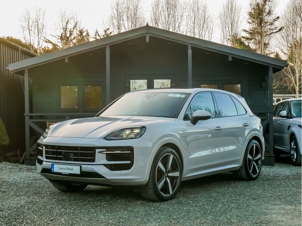 2024 Porsche Cayenne