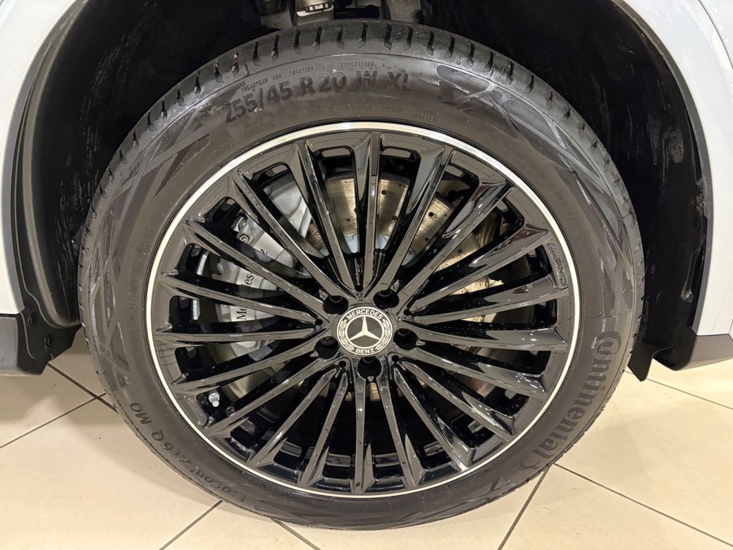 2025 Mercedes-Benz GLC Class