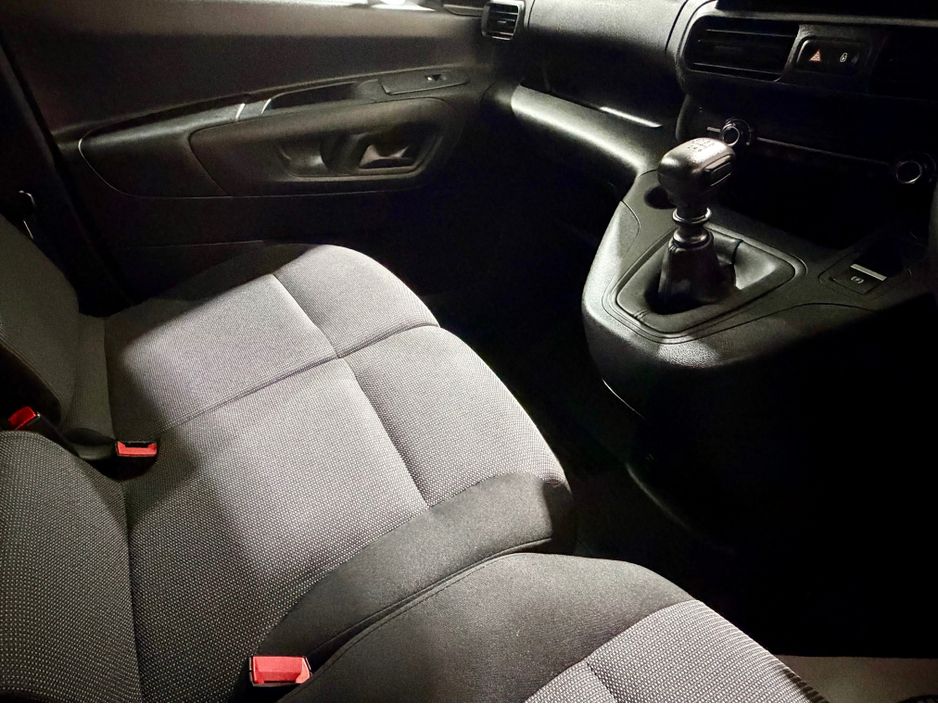 2023 Peugeot Partner