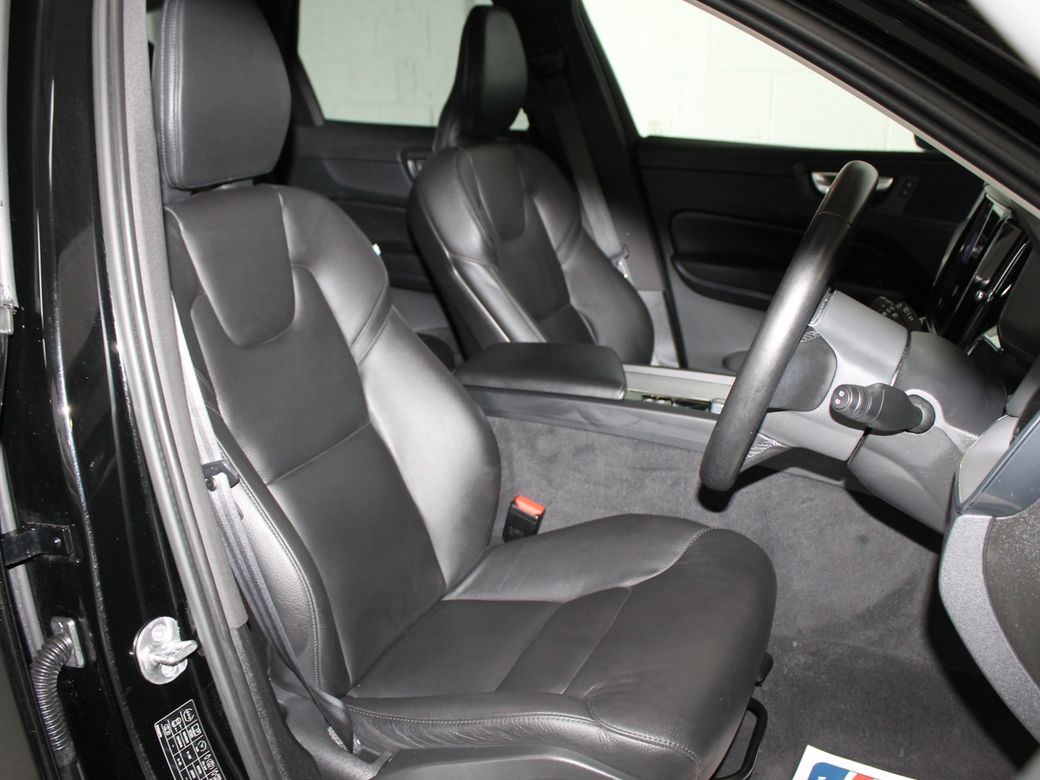 2022 Volvo XC60