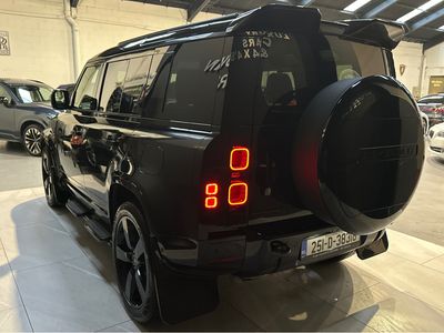 2025 Land Rover Defender