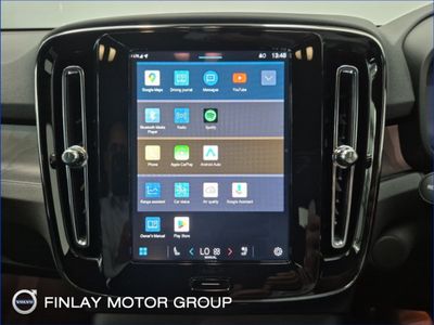 2025 Volvo XC40